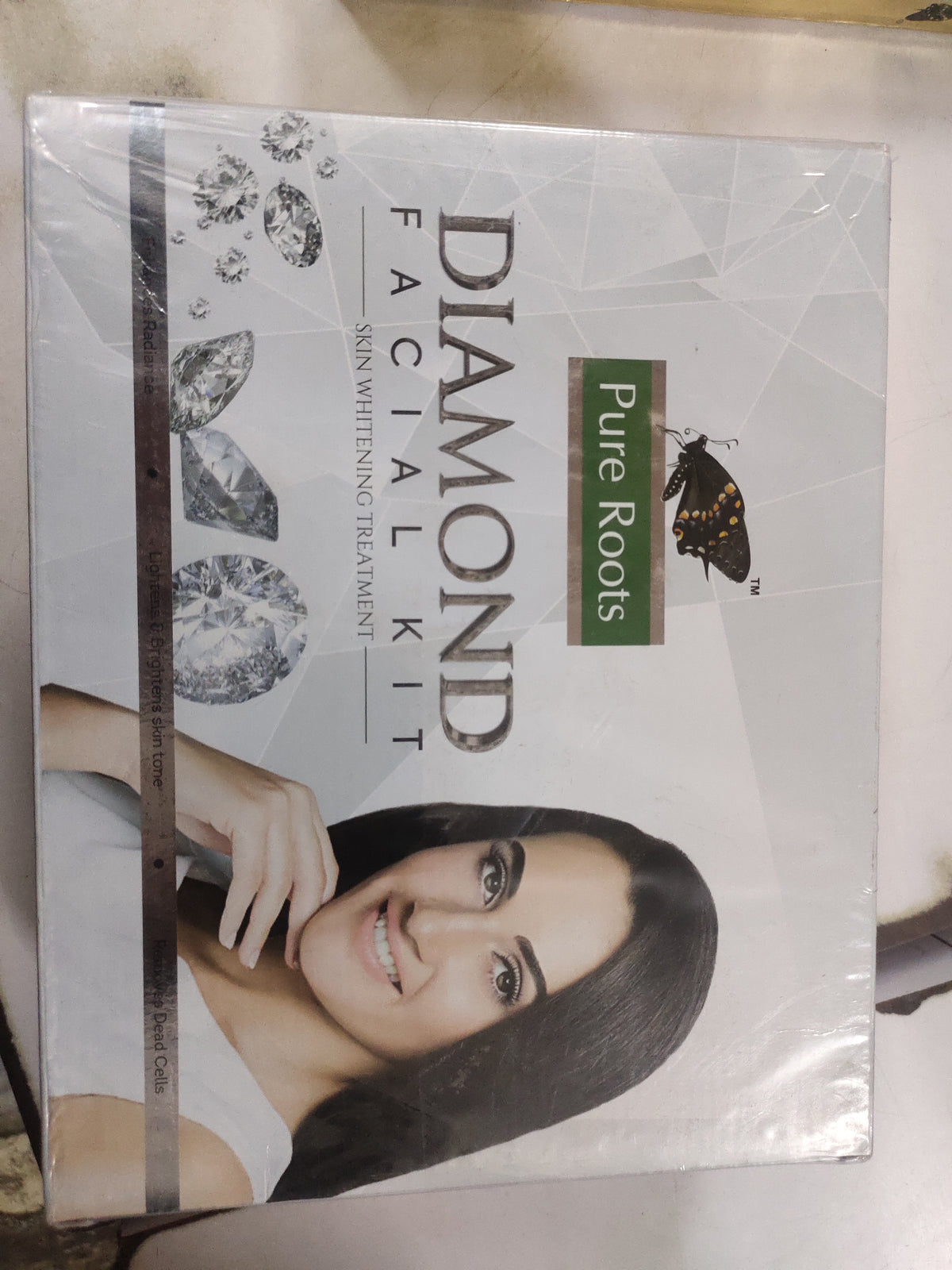 Pure Roots Diamond Facial Kit 500g – front view