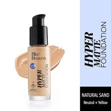 Blue Heaven Foundation Natural shade