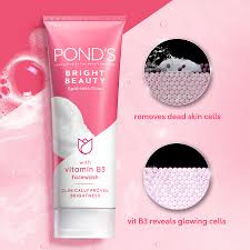 POND'S Bright Beauty Face Wash detail